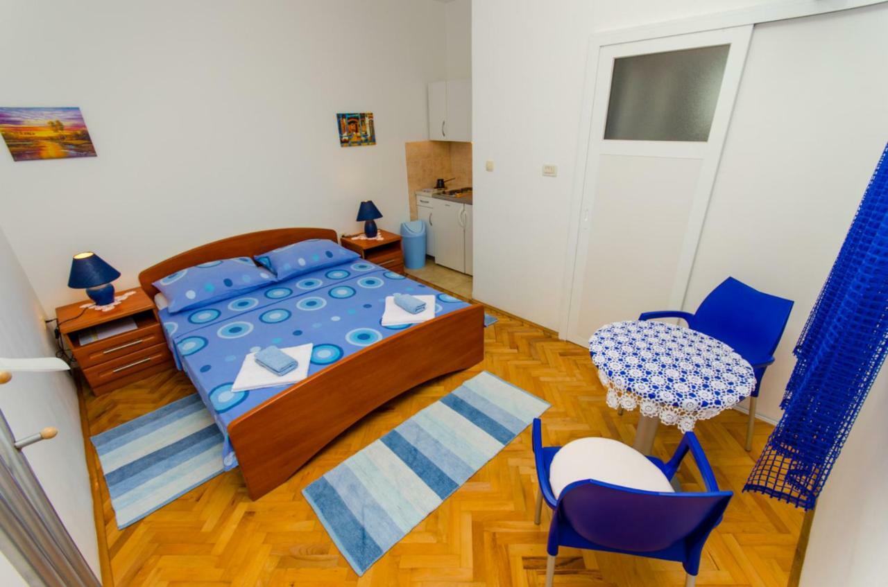Apartments Ivana Трогир Экстерьер фото
